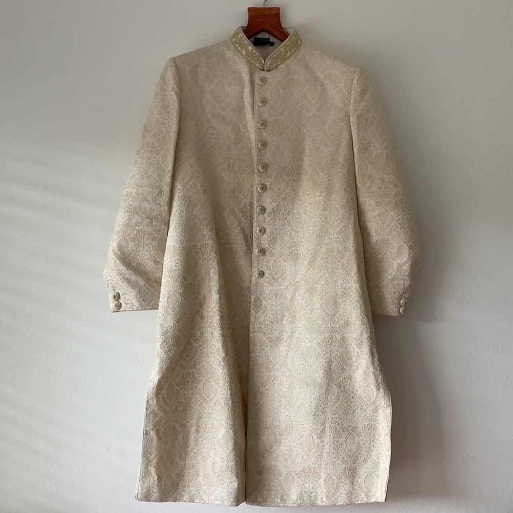 Groom Sherwani - Picture 5 of 12